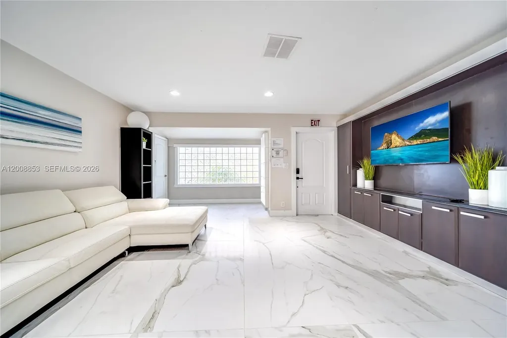 1940 NE 62nd Street Fort Lauderdale FL 33308