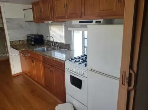 1085 NW 185th Terrace Miami Gardens FL 33169