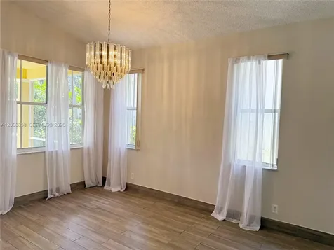 756 Sand Creek Circle Weston FL 33327