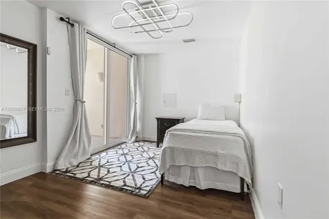 3700 Island Boulevard Aventura FL 33160