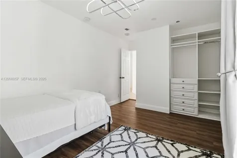 3700 Island Boulevard Aventura FL 33160