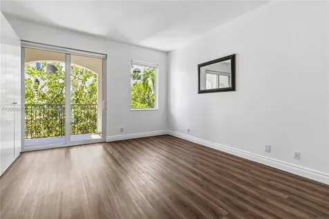 3700 Island Boulevard Aventura FL 33160