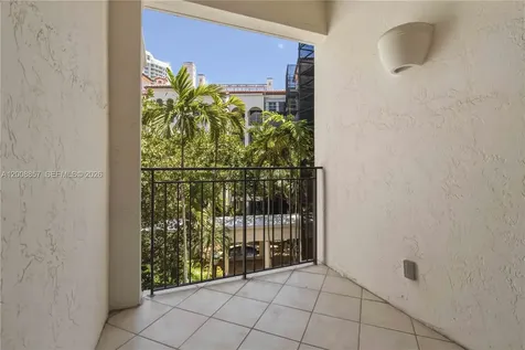 3700 Island Boulevard Aventura FL 33160