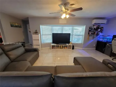 3381 NW 33rd Court Lauderdale Lakes FL 33309