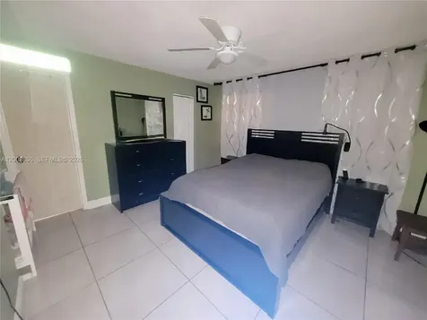 3381 NW 33rd Court Lauderdale Lakes FL 33309