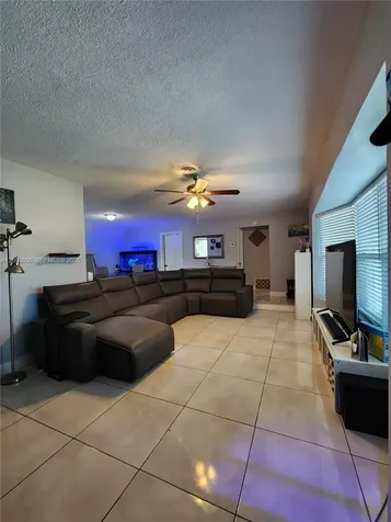 3381 NW 33rd Court Lauderdale Lakes FL 33309