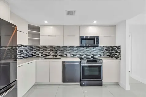 100 Bayview Drive Sunny Isles Beach FL 33160