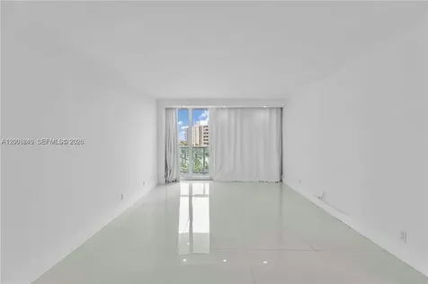 100 Bayview Drive Sunny Isles Beach FL 33160