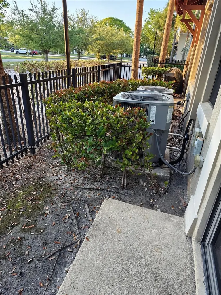 3329 NW 11th Avenue Pompano Beach FL 33064