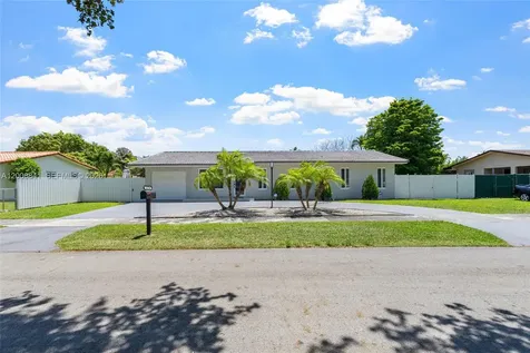12724 SW 33rd Terrace Miami FL 33175