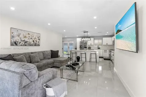 12724 SW 33rd Terrace Miami FL 33175