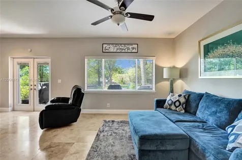 13206 NW 7th Place Plantation FL 33325