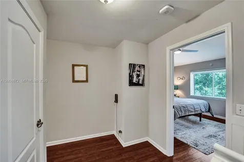 13206 NW 7th Place Plantation FL 33325