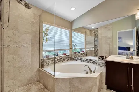 13206 NW 7th Place Plantation FL 33325