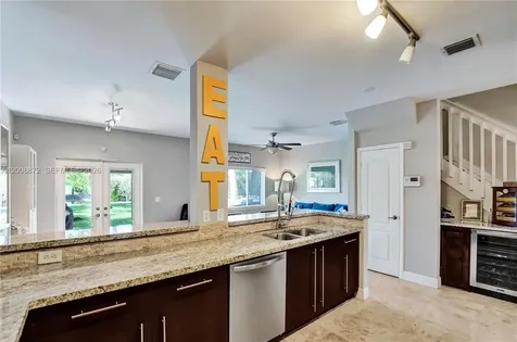 13206 NW 7th Place Plantation FL 33325