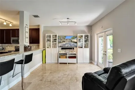 13206 NW 7th Place Plantation FL 33325