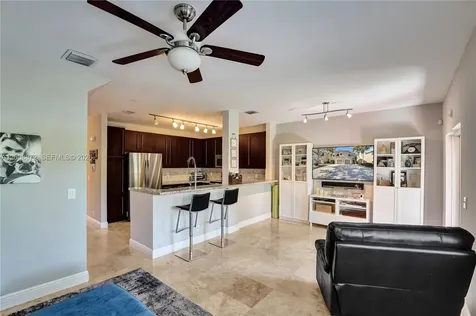 13206 NW 7th Place Plantation FL 33325