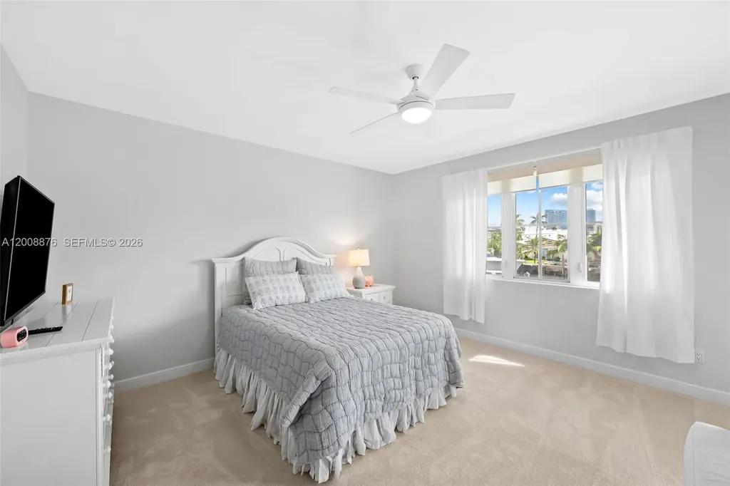 1414 SE 12th Street Fort Lauderdale FL 33316