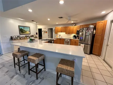 3524 Monza Sebring FL 33872