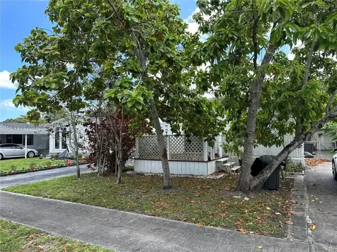 3028 SW 50th Street Dania Beach FL 33312