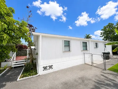 3028 SW 50th Street Dania Beach FL 33312