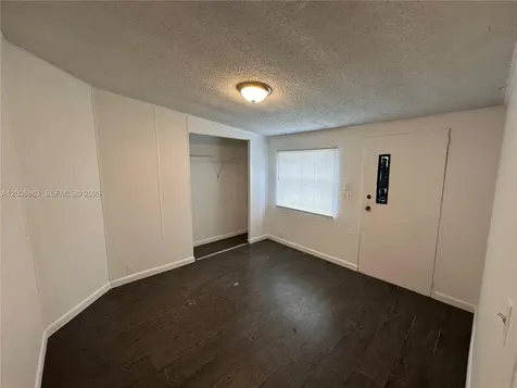 3028 SW 50th Street Dania Beach FL 33312