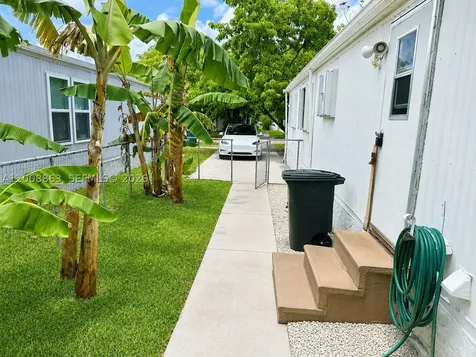 3028 SW 50th Street Dania Beach FL 33312