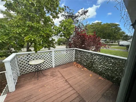 3028 SW 50th Street Dania Beach FL 33312