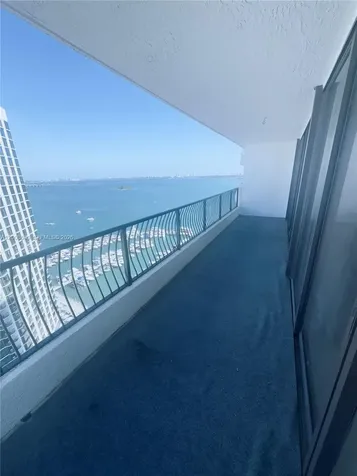 Miami FL 33132