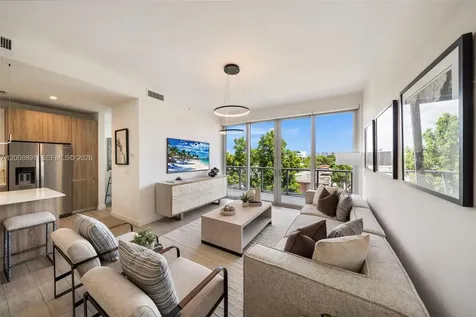 545 SW 11th Street Miami FL 33129