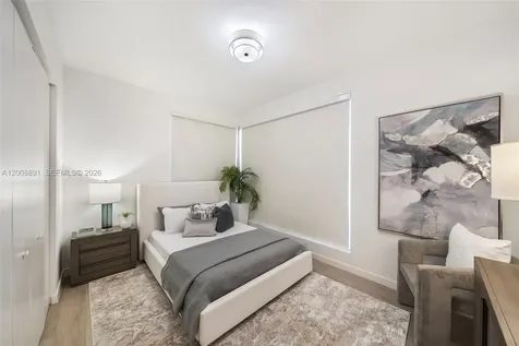 545 SW 11th Street Miami FL 33129