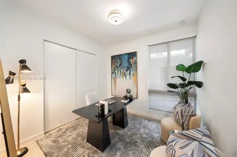 545 SW 11th Street Miami FL 33129