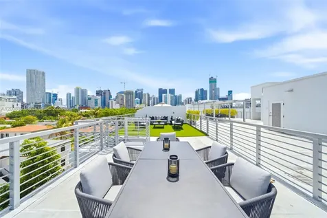 545 SW 11th Street Miami FL 33129