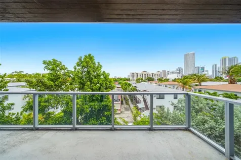 545 SW 11th Street Miami FL 33129