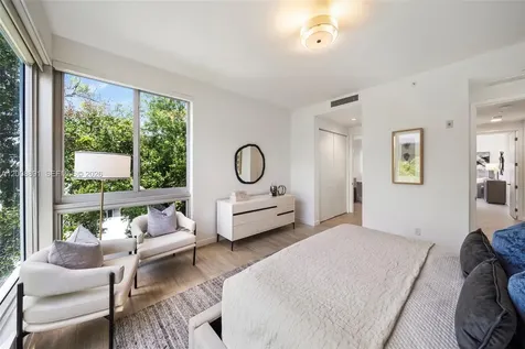 545 SW 11th Street Miami FL 33129