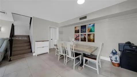 8186 NW 98th Lane Hialeah Gardens FL 33016