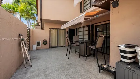 8186 NW 98th Lane Hialeah Gardens FL 33016
