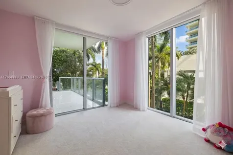 7928 East Drive North Bay Village FL 33141