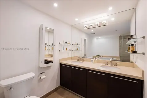 7928 East Drive North Bay Village FL 33141