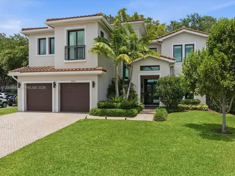 3439 N Brookfield Circle N Hollywood FL 33312