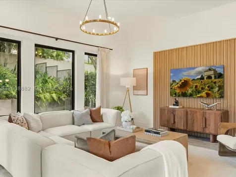 3439 N Brookfield Circle N Hollywood FL 33312