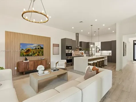 3439 N Brookfield Circle N Hollywood FL 33312