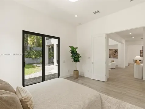 3439 N Brookfield Circle N Hollywood FL 33312