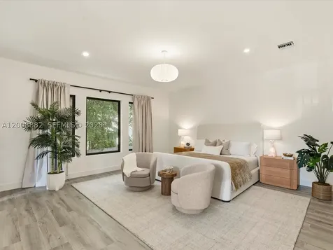 3439 N Brookfield Circle N Hollywood FL 33312
