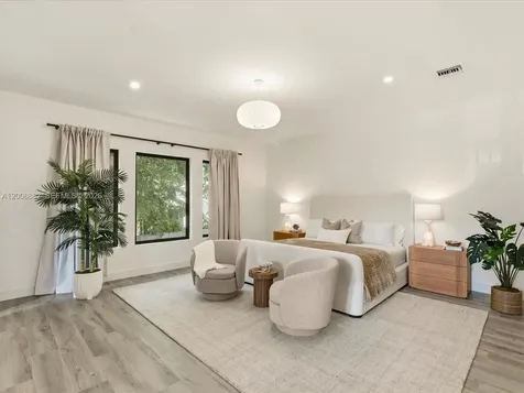 3439 N Brookfield Circle N Hollywood FL 33312