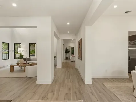 3439 N Brookfield Circle N Hollywood FL 33312