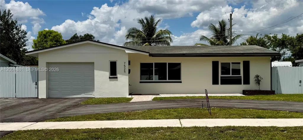 7525 Garfield Street Hollywood FL 33024