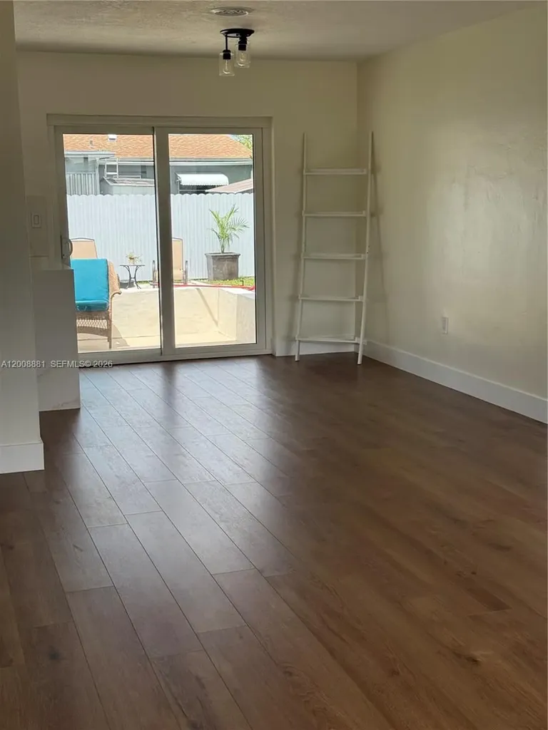 7525 Garfield Street Hollywood FL 33024