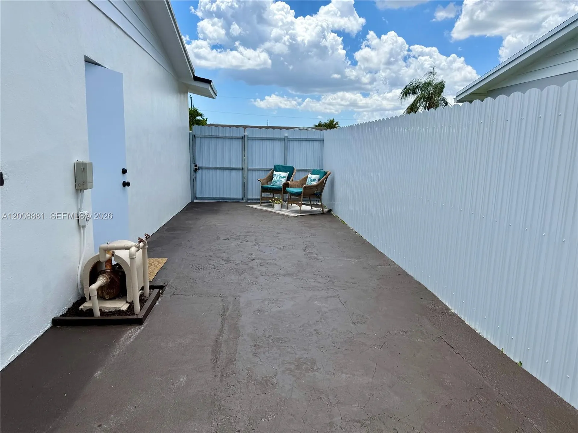 7525 Garfield Street Hollywood FL 33024