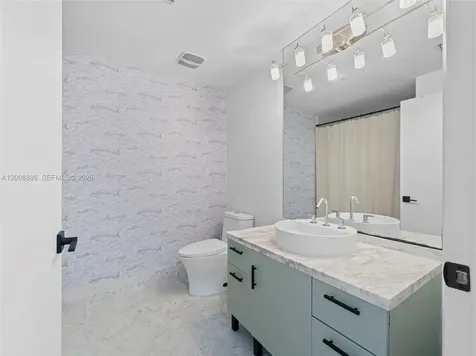 244 Biscayne Boulevard Miami FL 33132